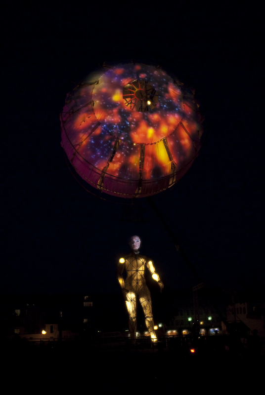 La Fura dels Baus in Duisburg-Ruhrort Mercatorinsel Ruhr 2010 Kulturhauptstadt